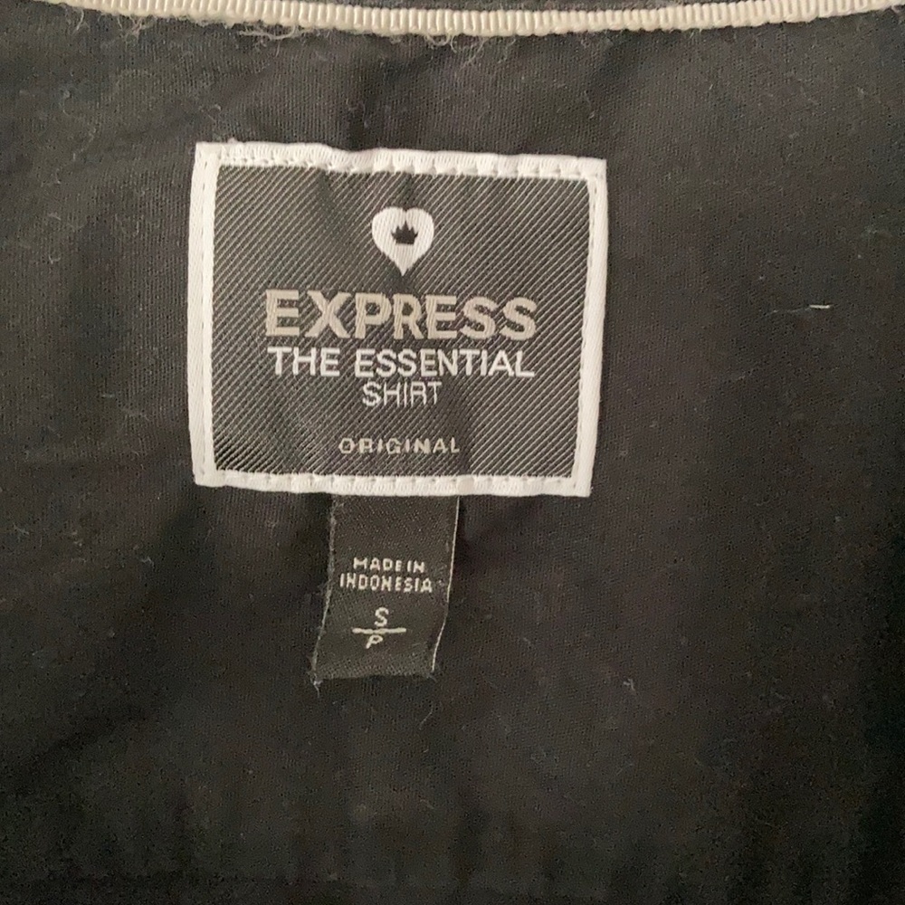 Express button down - Picture 2 of 3